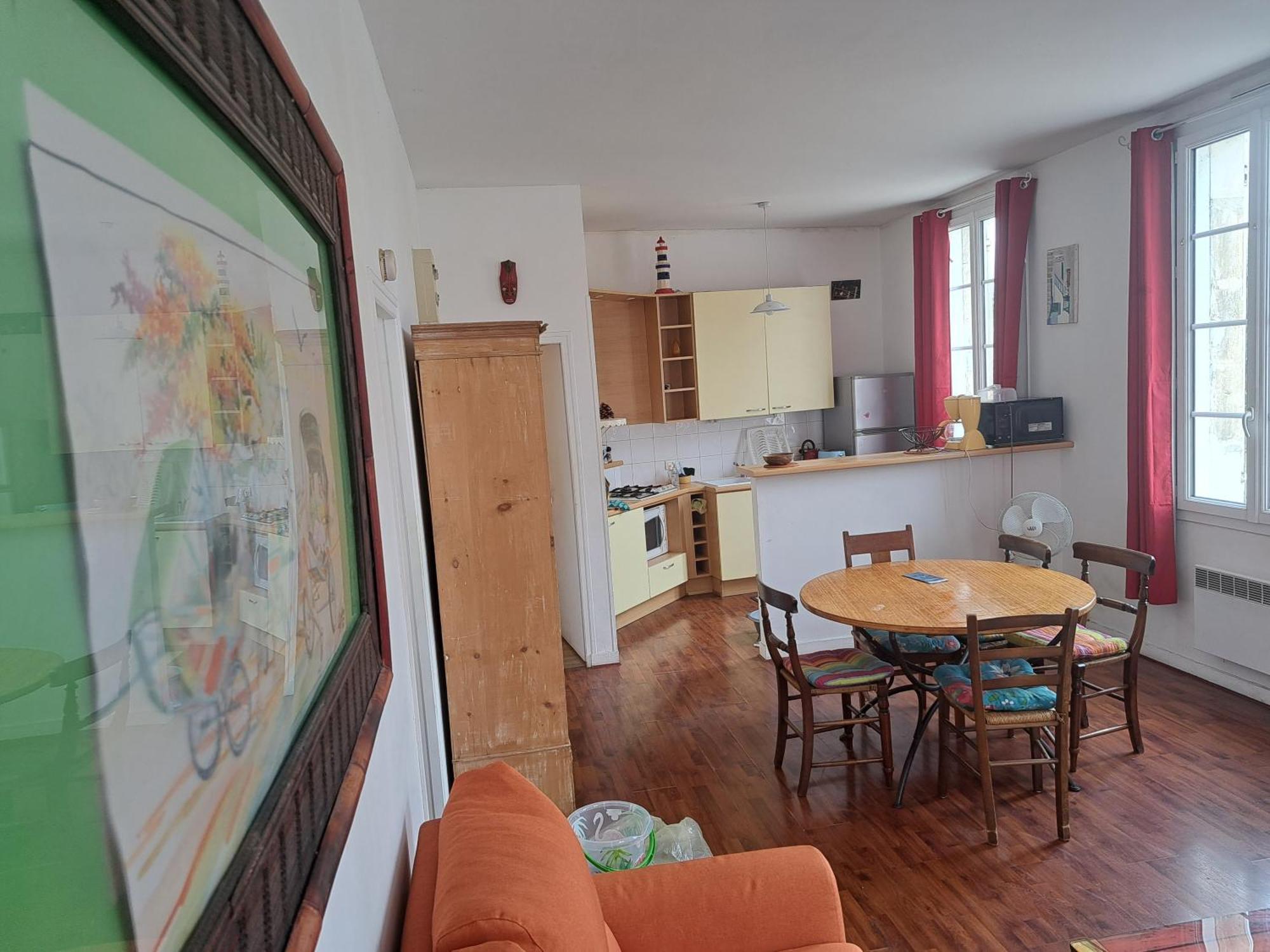 Loft Vue Imprenable Sur Le Vieux Saintes Apartment Luaran gambar
